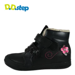 D.D. Step big kid girl shoes/winter boots with faux fur insulation black with pink flower size US 13-4