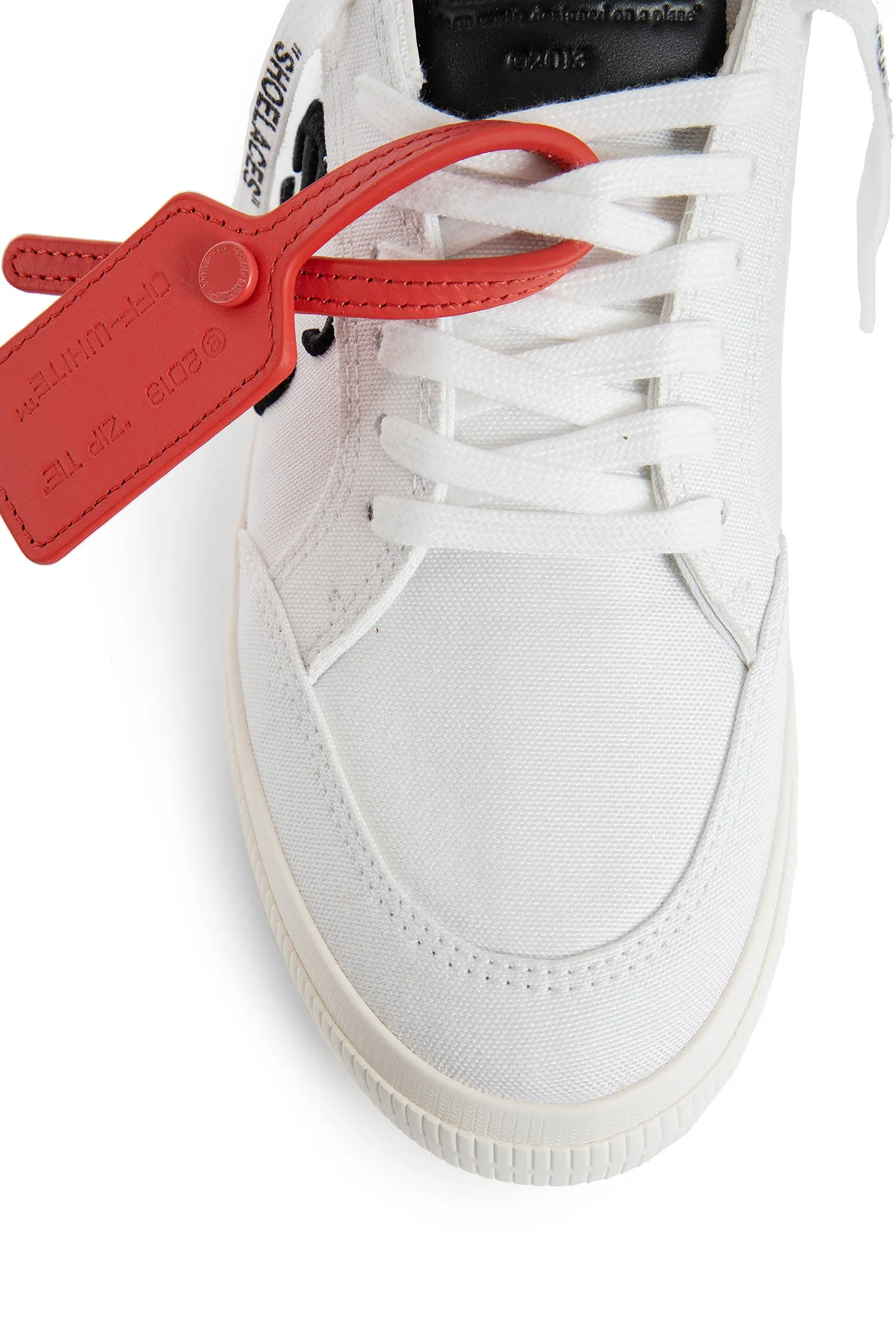 OFF-WHITE MAN WHITE SNEAKERS